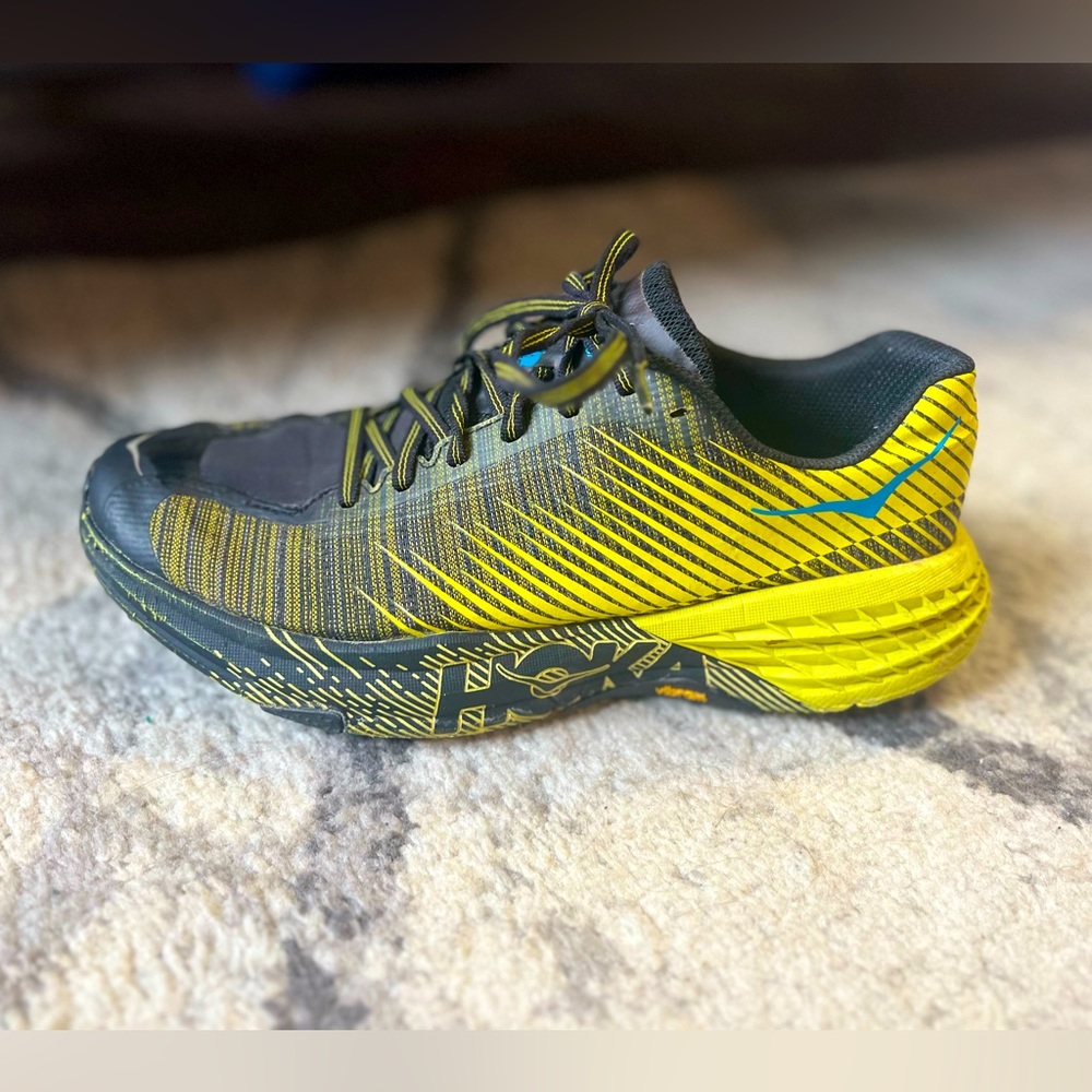 Hoka One One Evo Speedgoat Sneaker - limited edition